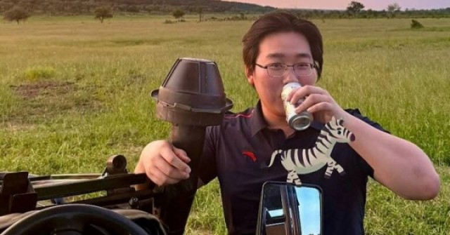 Tỷ phú ở tuổi 25 nhờ bố cho cổ phần mỏ vàng