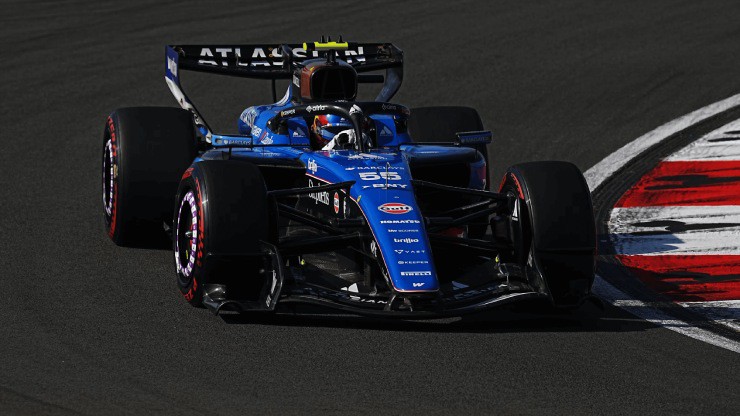 Cả hai tay đua Williams đều bị loại trong Q1