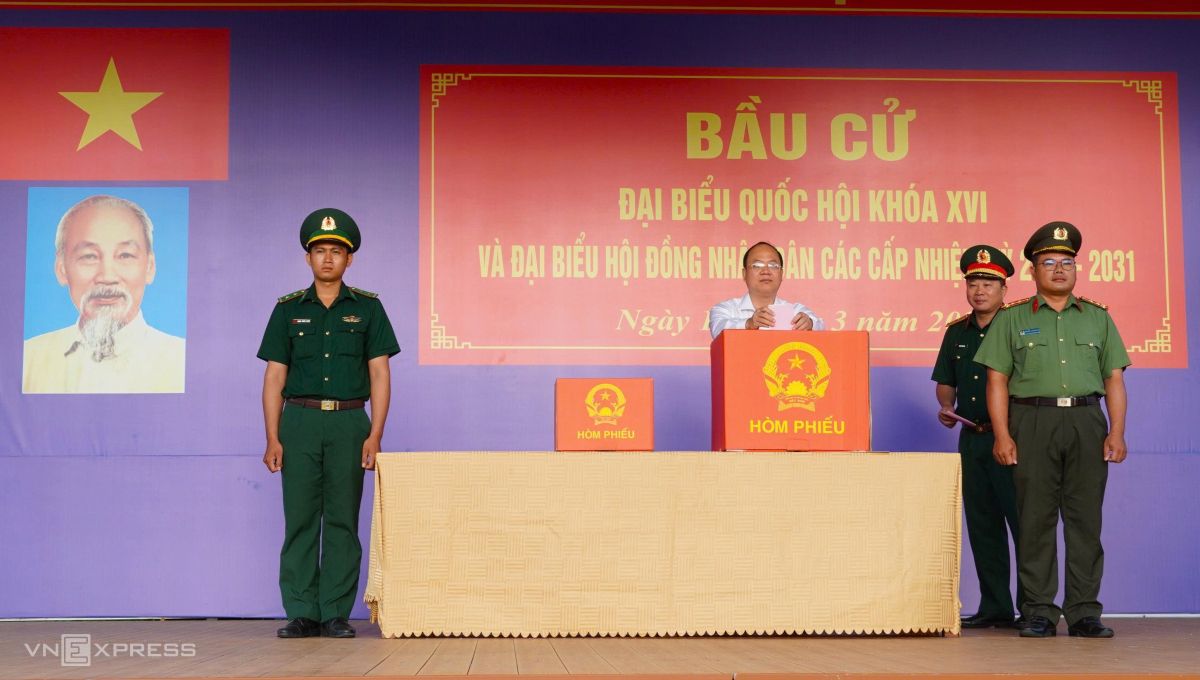 Nhiều nơi vượt 70% cử tri đi bầu trong buổi sáng - 84