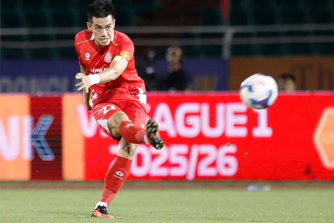 Trực tiếp bóng đá Công an TP.HCM - PVF-CAND: Bỏ lỡ cơ hội ghi bàn thứ 2 (V-League) (Hết giờ) - 1