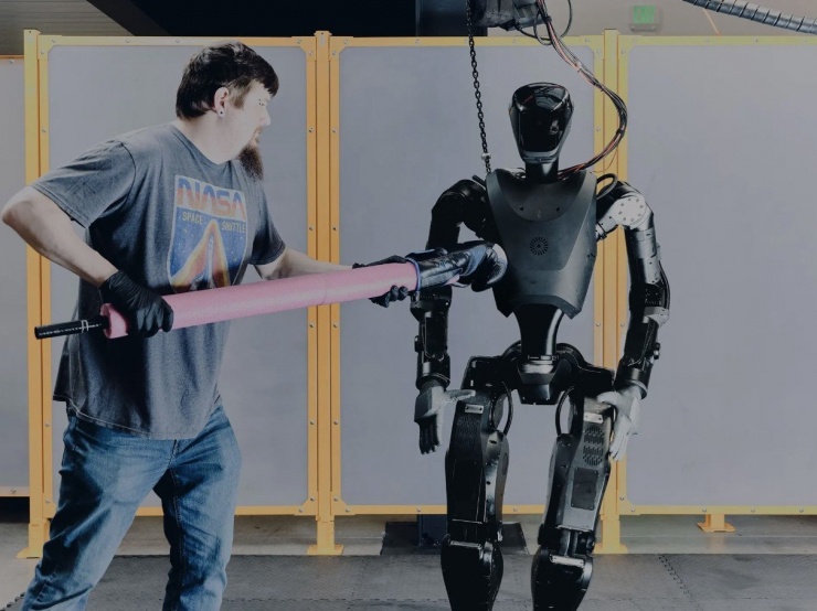 Thử nghiệm robot Phantom MK-1 chịu lực. Nguồn: Foundation.