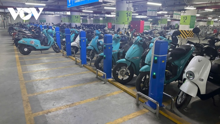 Hiện tại một số hãng đã trang bị khá nhiều điểm sạc hay đổi pin để phục vụ nhu cầu của người tiêu dùng