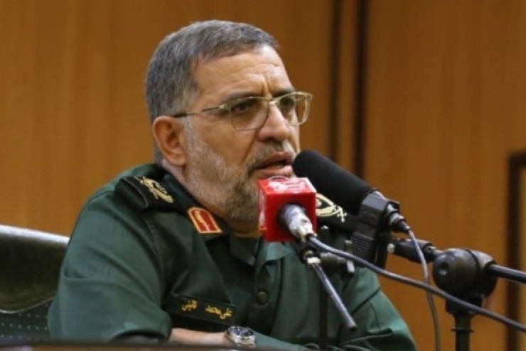 Iran thách ông Trump điều tàu chiến đi qua Eo biển Hormuz