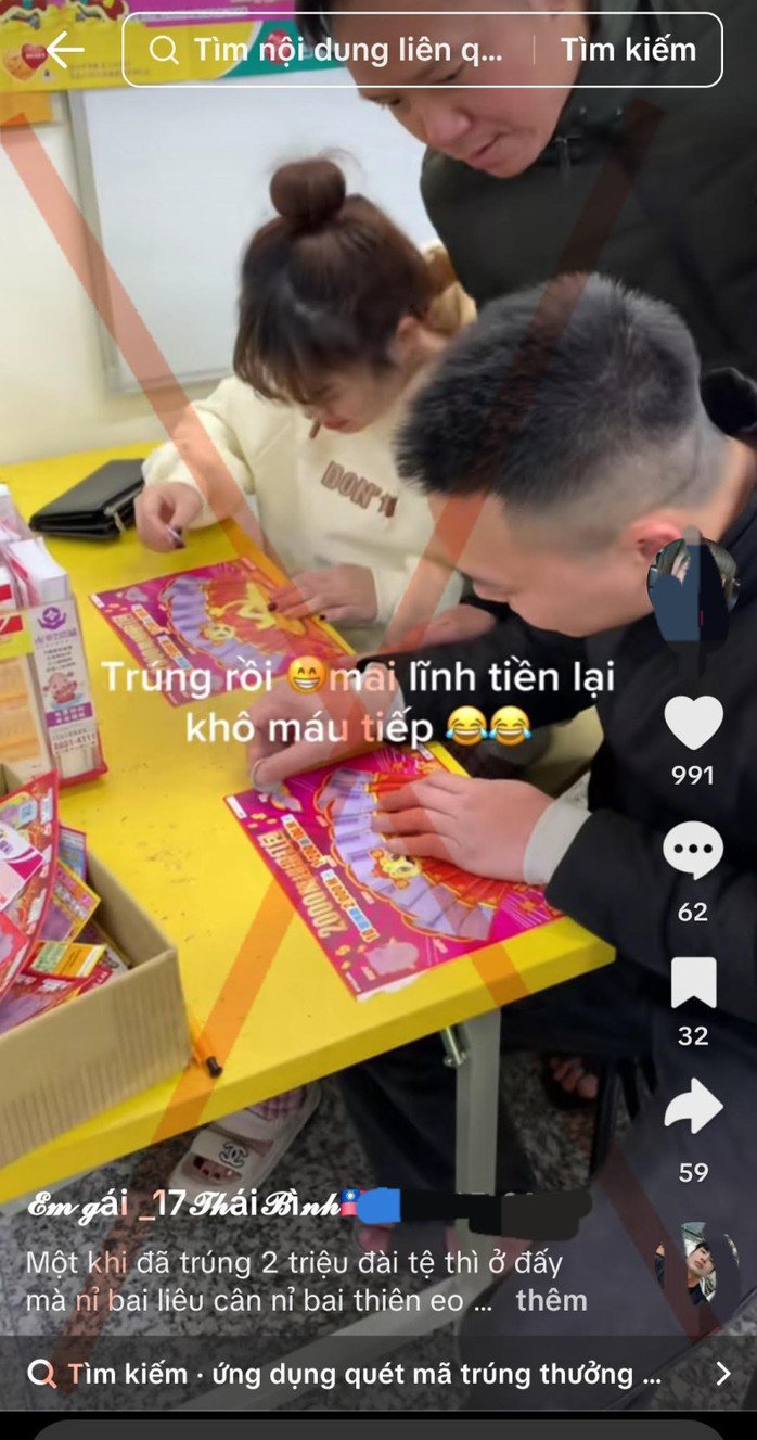 Các đối tượng dàn dựng cảnh trúng thưởng để lừa đảo.