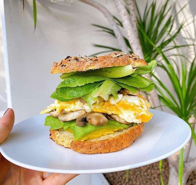 Bữa sáng khác lạ của Hà Tăng - 10