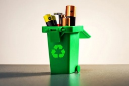 Pin điện thoại, pin AA sau khi bỏ đi sẽ được xử lý ra sao?