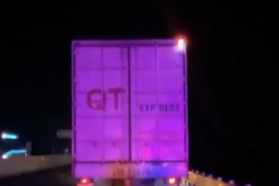 CSGT xử lý 60 tài xế dừng, đỗ trên cao tốc để ngủ, đi vệ sinh