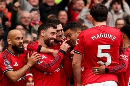 MU 17 trận liên tiếp ghi bàn: Fernandes đứng trước kỷ lục & phép dùng quân đơn giản của Carrick