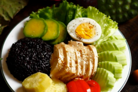 Suy thận ăn gì? Gợi ý thực đơn 7 ngày dành cho người bệnh giúp kiểm soát tiến triển bệnh, giảm biến chứng