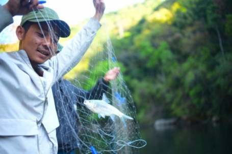 Ngược dòng sông Krông Nô săn loài cá quý hiếm ở Lâm Đồng cùng bà con K'Ho