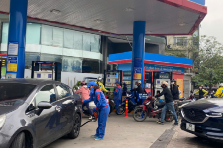 Dầu thô Brent thế giới cận kề 106 USD/thùng sau khi Mỹ kêu gọi các nước điều tàu tới Iran