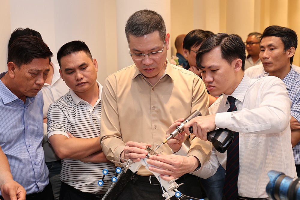 Cập nhật những tiến bộ trong kỹ thuật thay khớp gối: Cá thể hóa điều trị, phục hồi sớm và tiếp cận xu hướng công nghệ mới - 4