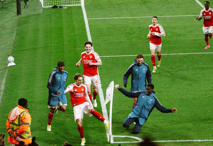 Arsenal đang hướng tới mùa giải thành công bậc nhất trong lịch sử