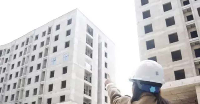 Vì sao giá bất động sản vẫn "neo" cao?