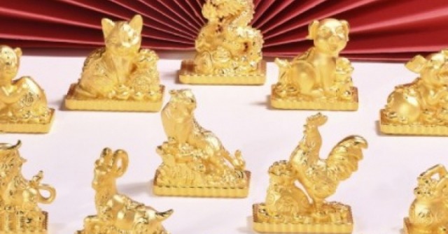 Giá vàng thế giới giảm mạnh, vàng trong nước lại tăng, đắt hơn 24,8 triệu