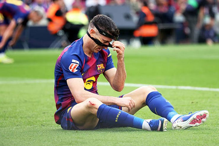 Lewandowski đã ghi 2 bàn kể từ tháng 2 đến nay