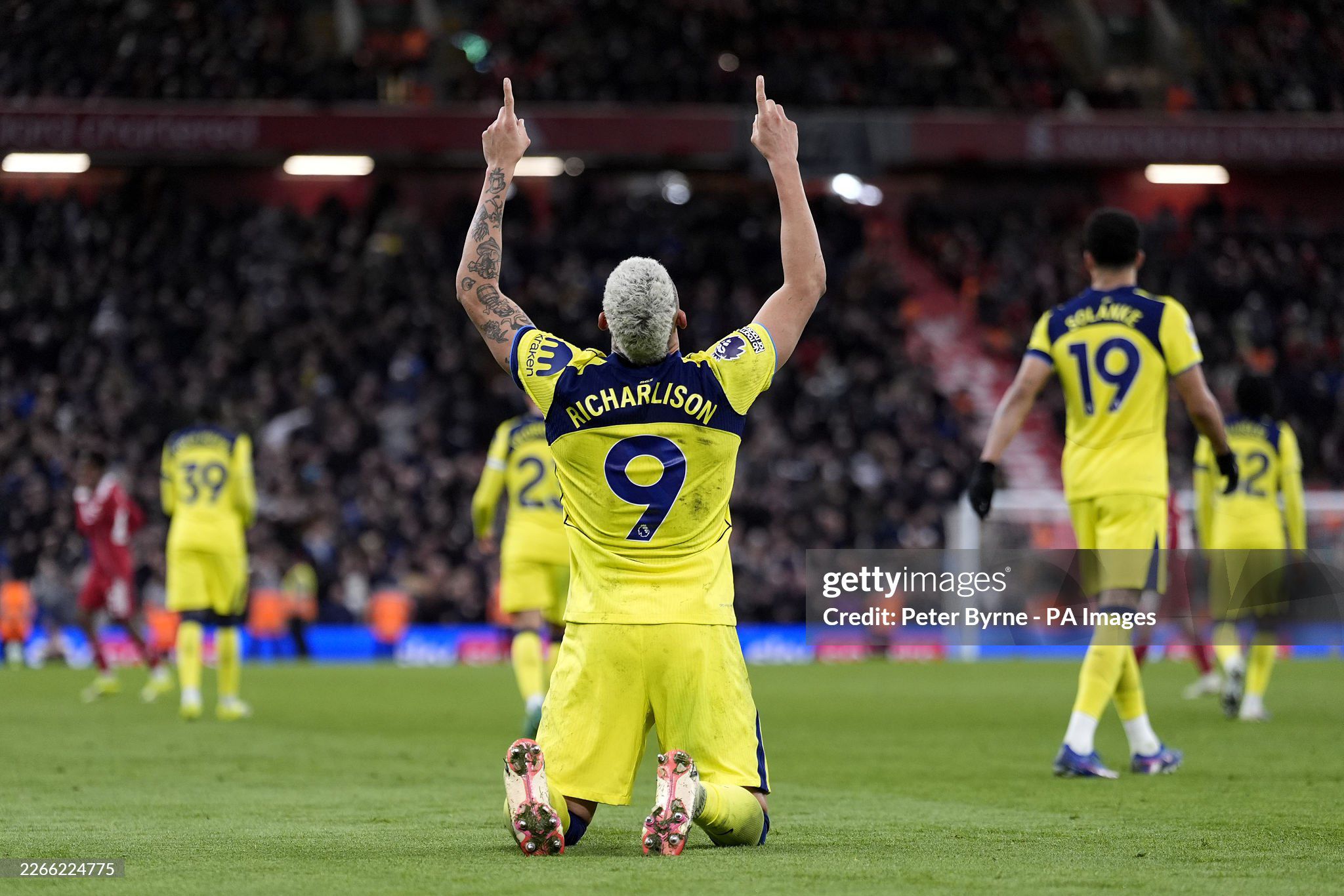 Trực tiếp bóng đá Liverpool - Tottenham: Ekitike phung phí cơ hội quý như vàng (Hết giờ) - 10
