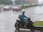 Nhiều nơi ở Nam Bộ mưa trái mùa kỷ lục