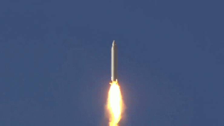 Căng thẳng quân sự tại Trung Đông tiếp tục gia tăng khi Iran bắt đầu triển khai tên lửa đạn đạo mang đầu đạn chùm trong các đợt tập kích nhằm vào Israel.