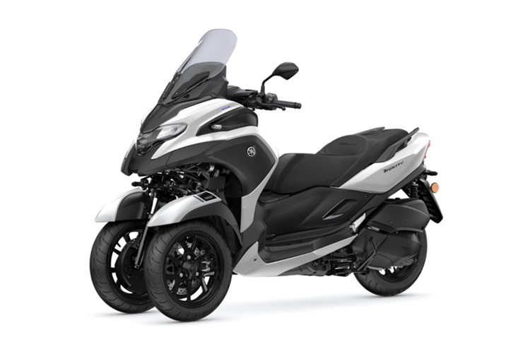 Yamaha Tricity 300 2026 ra mắt, trang bị túi khí an toàn như ô tô - 1