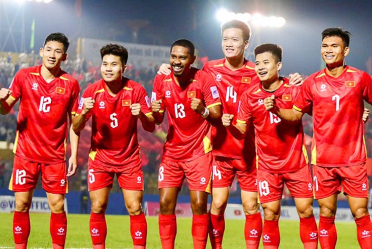21 anh hào dự Asian Cup: ĐT Việt Nam "đá bay" Malaysia, Thái Lan phải đá "sinh tử"