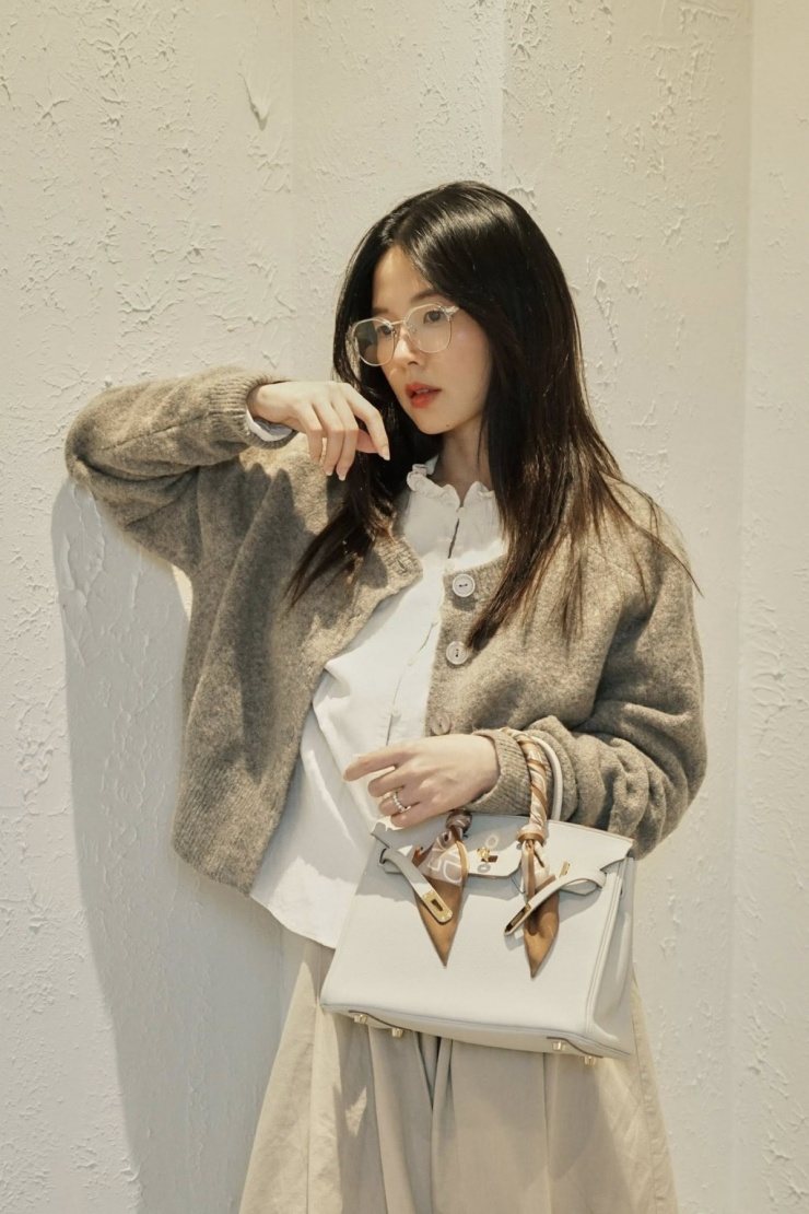 Ảnh sao 17/3: Lộ Lộ chăm con giúp chồng quá cố - 7