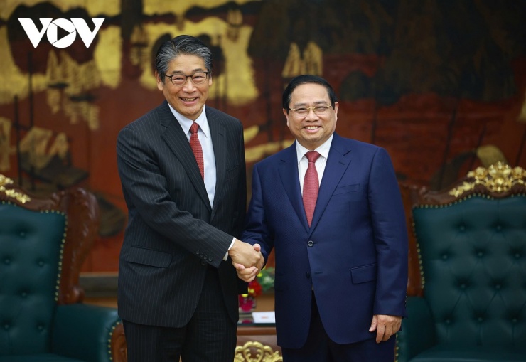 Thủ tướng Phạm Minh Chính và Đại sứ Nhật Bản tại Việt Nam&nbsp;Ito Naoki