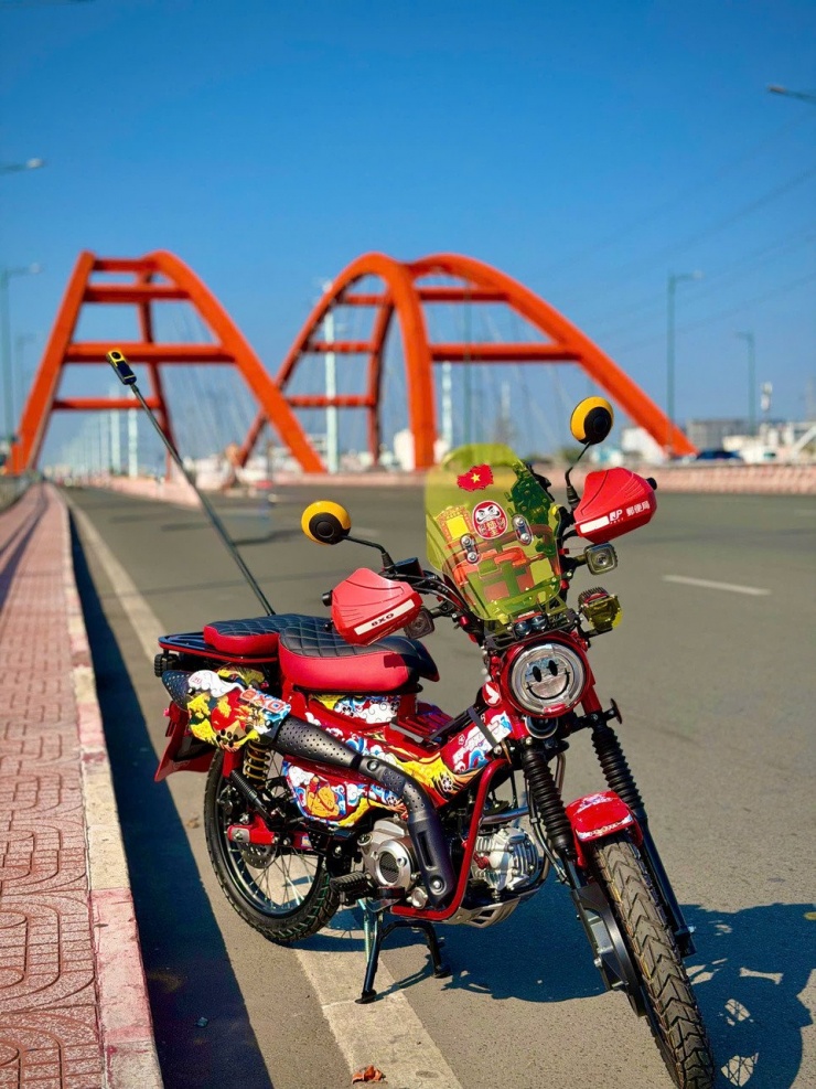 Honda CT125 độ theo phong cách 'cải lương' độc nhất của chủ xe Sài Gòn - 18