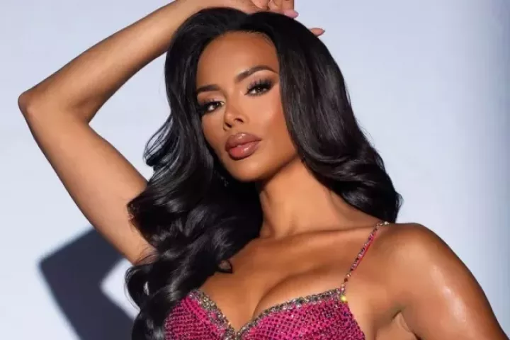 Người đẹp bị tẩy chay