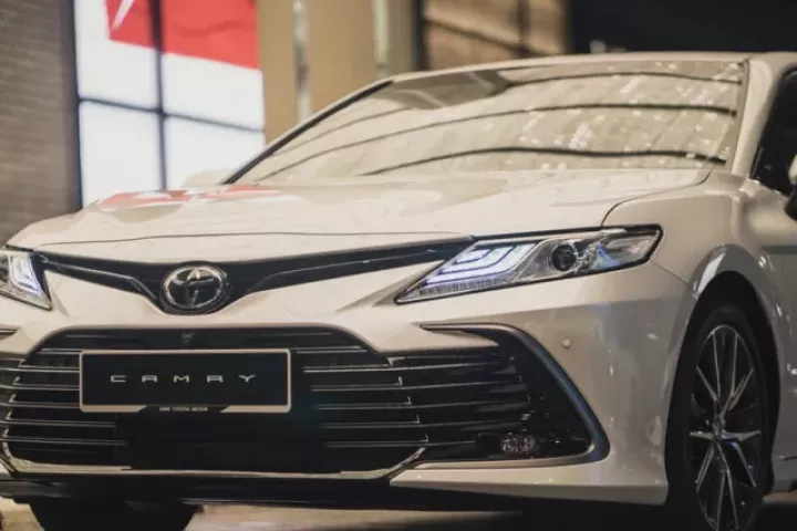 Triệu hồi hơn 2.000 xe Toyota Camry tại Việt Nam để sửa lỗi