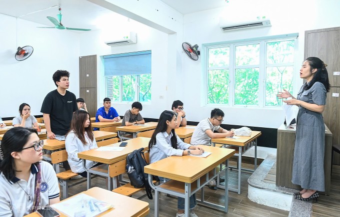 Học sinh Hà Nội thi tốt nghiệp THPT 2025 tại trường THCS và THPT Lương Thế Vinh. Ảnh: Giang Huy