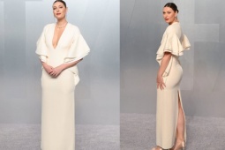 "Búp bê" Sharapova diện váy bó sát, xẻ sâu khoe thềm ngực cuốn hút