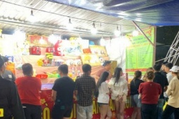 Dàn cảnh trúng thưởng iPhone để lừa đảo, 21 bị can bị khởi tố