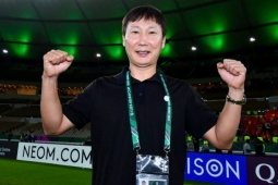 'Ma thuật' Kim Sang-sik: Thua 0-4 sửa thành thắng 3-0, vẫn bất bại ở Đông Nam Á