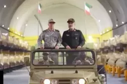 Ukraine áp đặt hàng loạt lệnh trừng phạt nặng nề đối với Iran