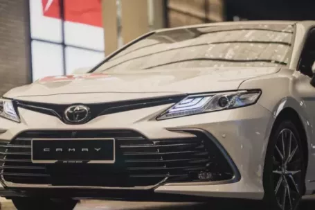 Triệu hồi hơn 2.000 xe Toyota Camry tại Việt Nam để sửa lỗi