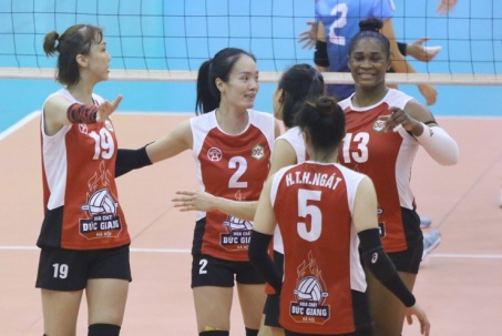 Tương lai dàn VĐV nữ CLB bóng chuyền Hóa Chất Đức Giang ra sao sau khi ông bầu bị khởi tố?