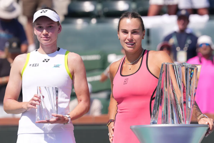 Sau chung kết Indian Wells, tại Miami Open, Sabalenka (bên phải) và Rybakina (bên trái) chỉ có thể gặp nhau ở bán kết