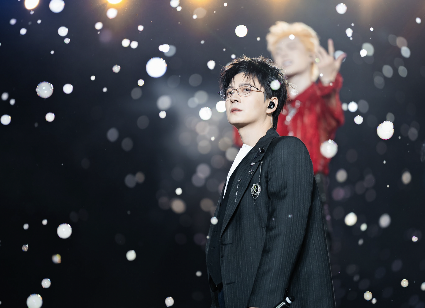 Dàn anh trai khuấy đảo Mỹ Đình - 13