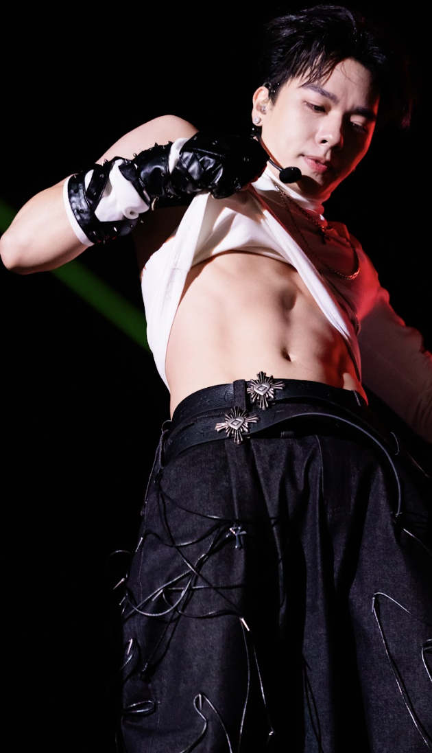 Dàn anh trai khuấy đảo Mỹ Đình - 34