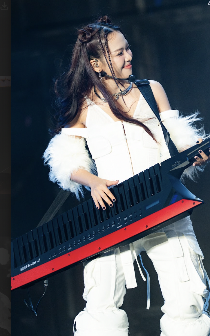 Dàn anh trai khuấy đảo Mỹ Đình - 24