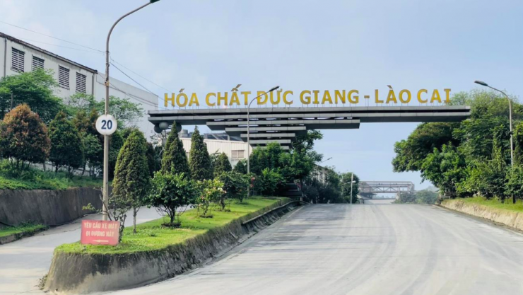 Trụ sở Hóa chất Đức Giang - Lào Cai.