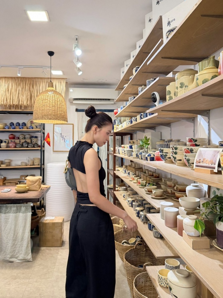 Ảnh sao 18/3: Cát Tường và con gái tưởng nhớ Quý Bình - 6