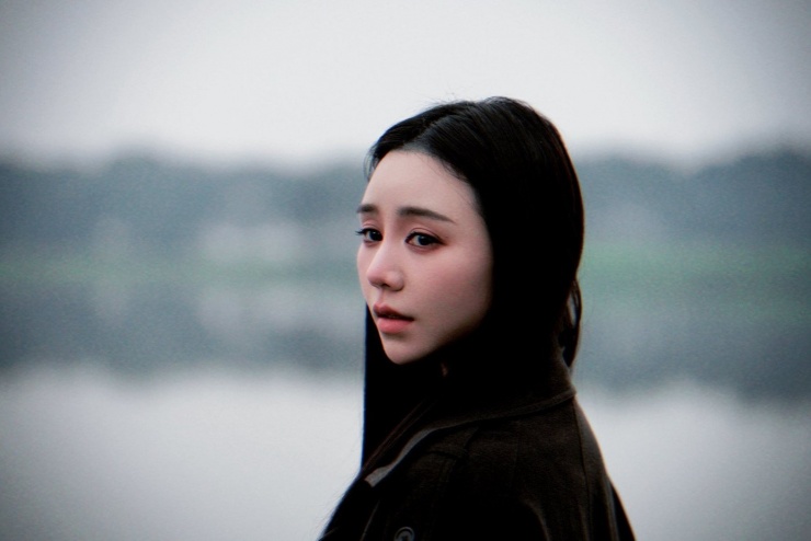 Quỳnh Kool giải thích nhân vật mang nặng tâm sự nên khó tươi tắn.