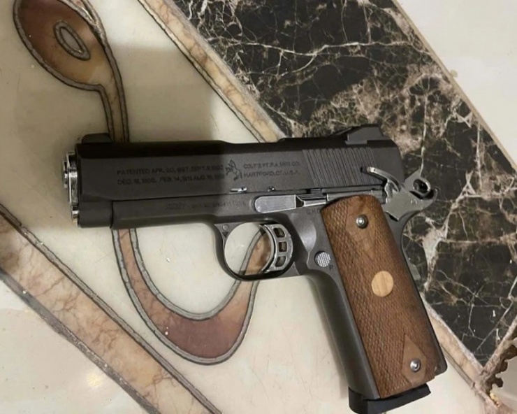 Khẩu súng được thu giữ tại hiện trường.&nbsp;