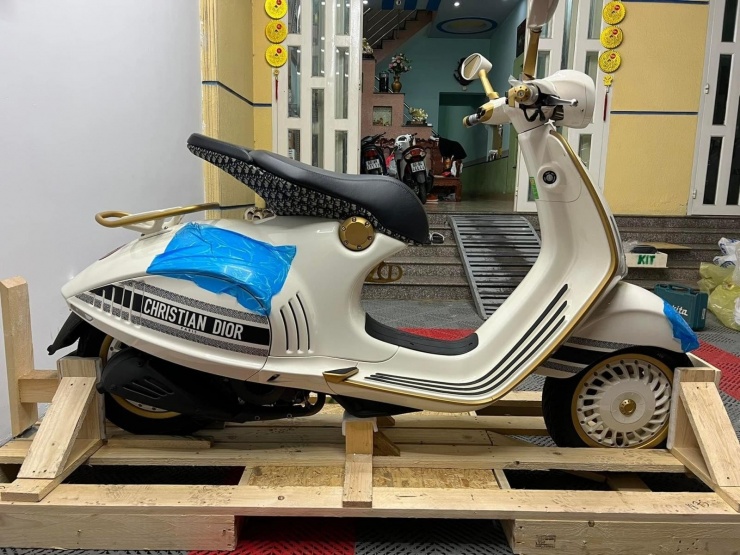 Vespa 946 Christian Dior.&nbsp;