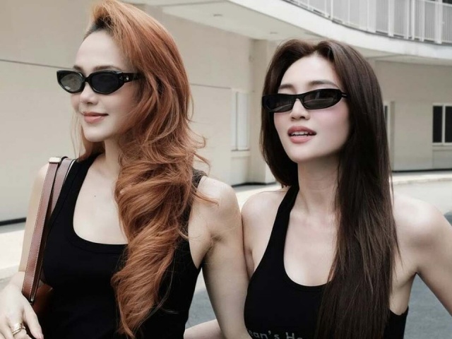 Minh Hằng diện set đồ 370 triệu dạo phố cùng Lan Ngọc