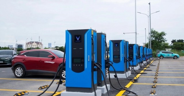 V-Green xây dựng 99 “siêu trạm sạc” trên toàn quốc