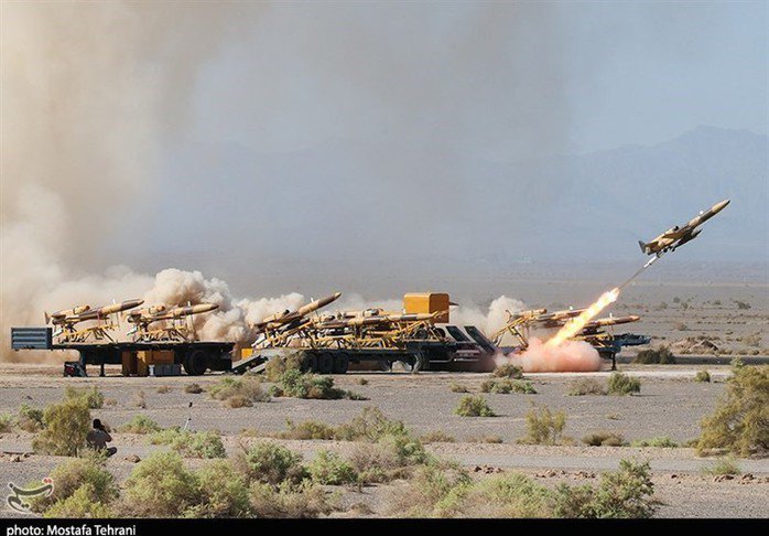 Một vụ phóng tên lửa của Iran - Ảnh: TASNIM