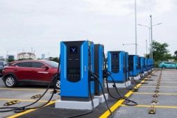V-Green xây dựng 99 “siêu trạm sạc” trên toàn quốc